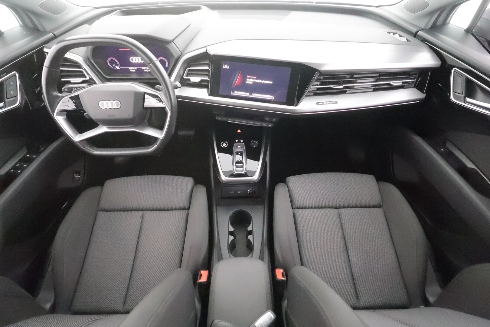 Audi Q4 e-tron 2022 40 e-tron Sportback S-line - ACC | ILP | HUD | P.Kamera | Kaistavahti | Digimittari | Matrix-LED | Navi | Sporttipenkit | Sähköluukku | Apple&Android | 1.Om Suomi-auto | Kahdet renkaat aluvanteilla | Merkkihuollettu |