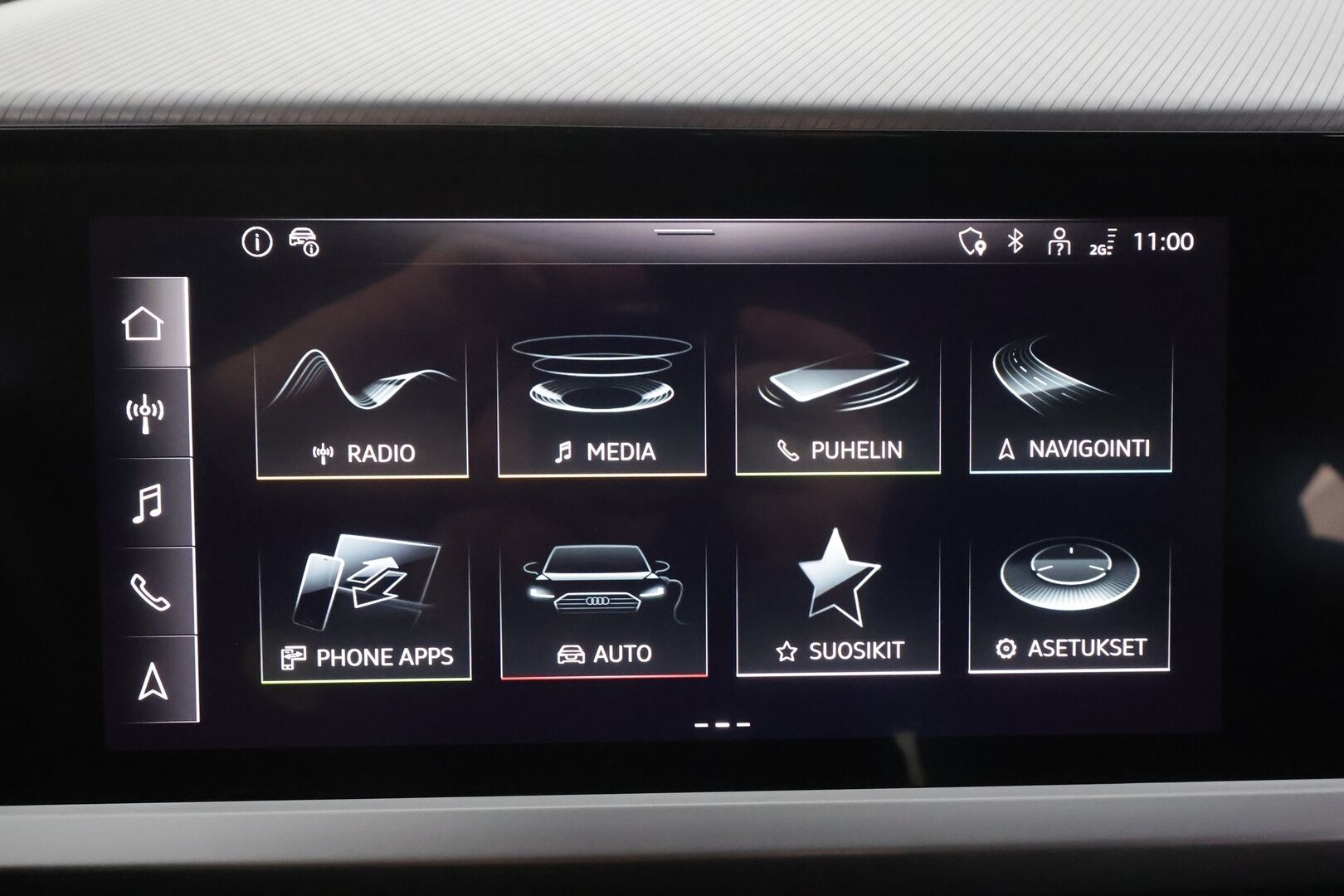 Audi Q4 e-tron 2022 40 e-tron Sportback S-line - ACC | ILP | HUD | P.Kamera | Kaistavahti | Digimittari | Matrix-LED | Navi | Sporttipenkit | Sähköluukku | Apple&Android | 1.Om Suomi-auto | Kahdet renkaat aluvanteilla | Merkkihuollettu |