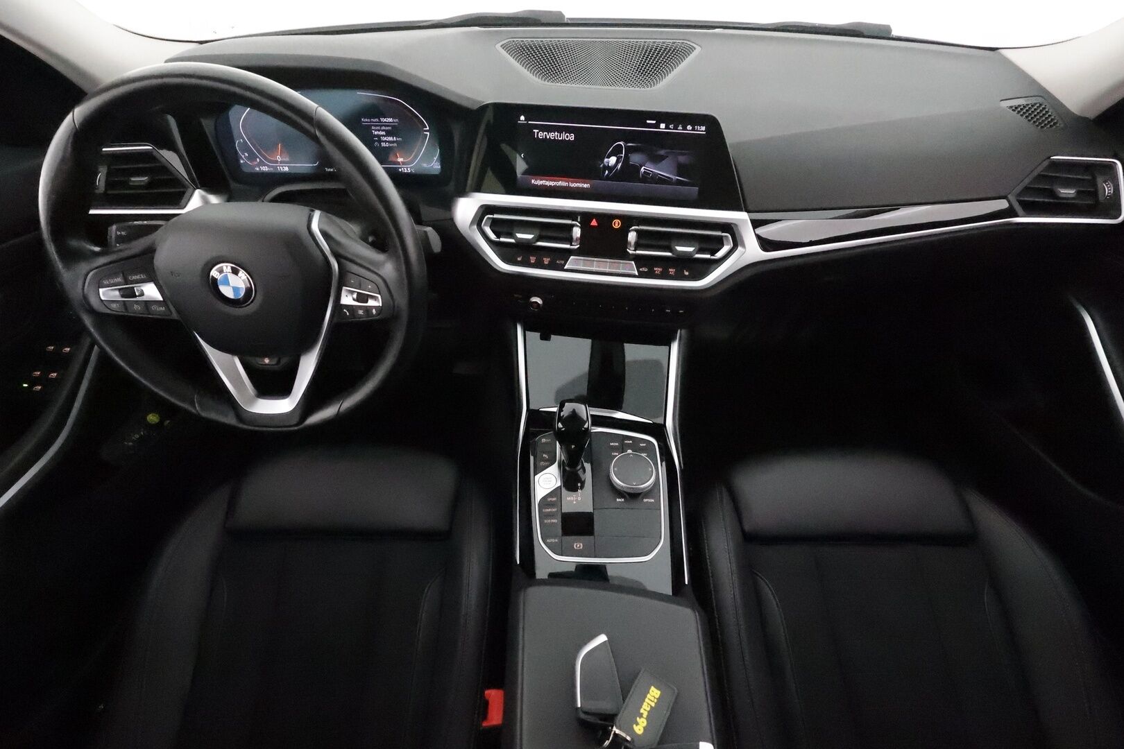 BMW 320 2022 G20 Sedan 320i A Business **Webasto / P.Tutkat / LED-valot / Sporttipenkit / Navi / Kaistavahti** - 1-om Suomi-auto / Näyttävä / Edulliset käyttökulut