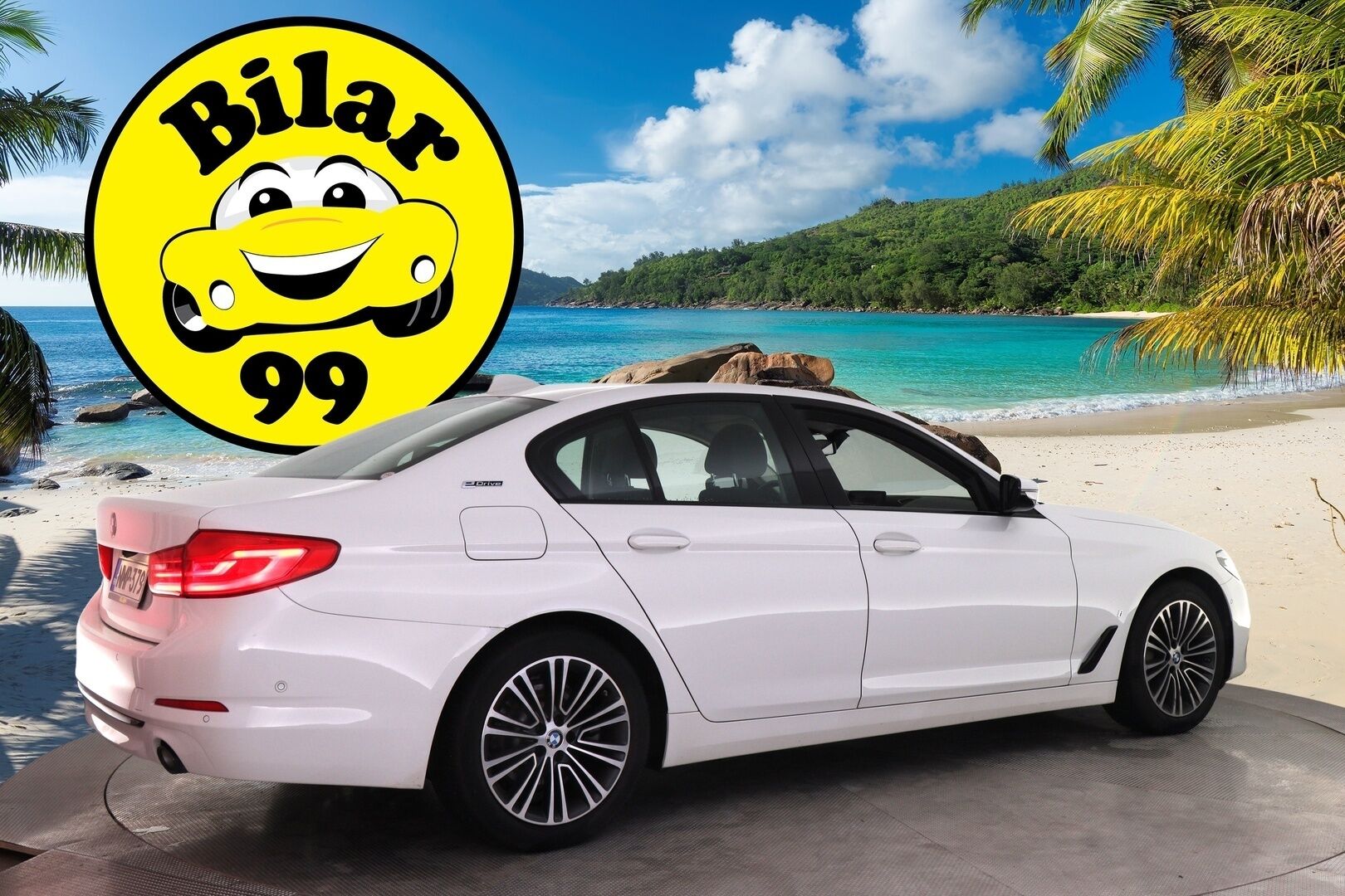 BMW 530 2019 iPerformance Sedan *Sporttipenkit / Digimittaristo / Led-ajovalot / Puolinahat / Ratinlämmitin / P.kamera* - Juuri huollettu! / Taloudellinen