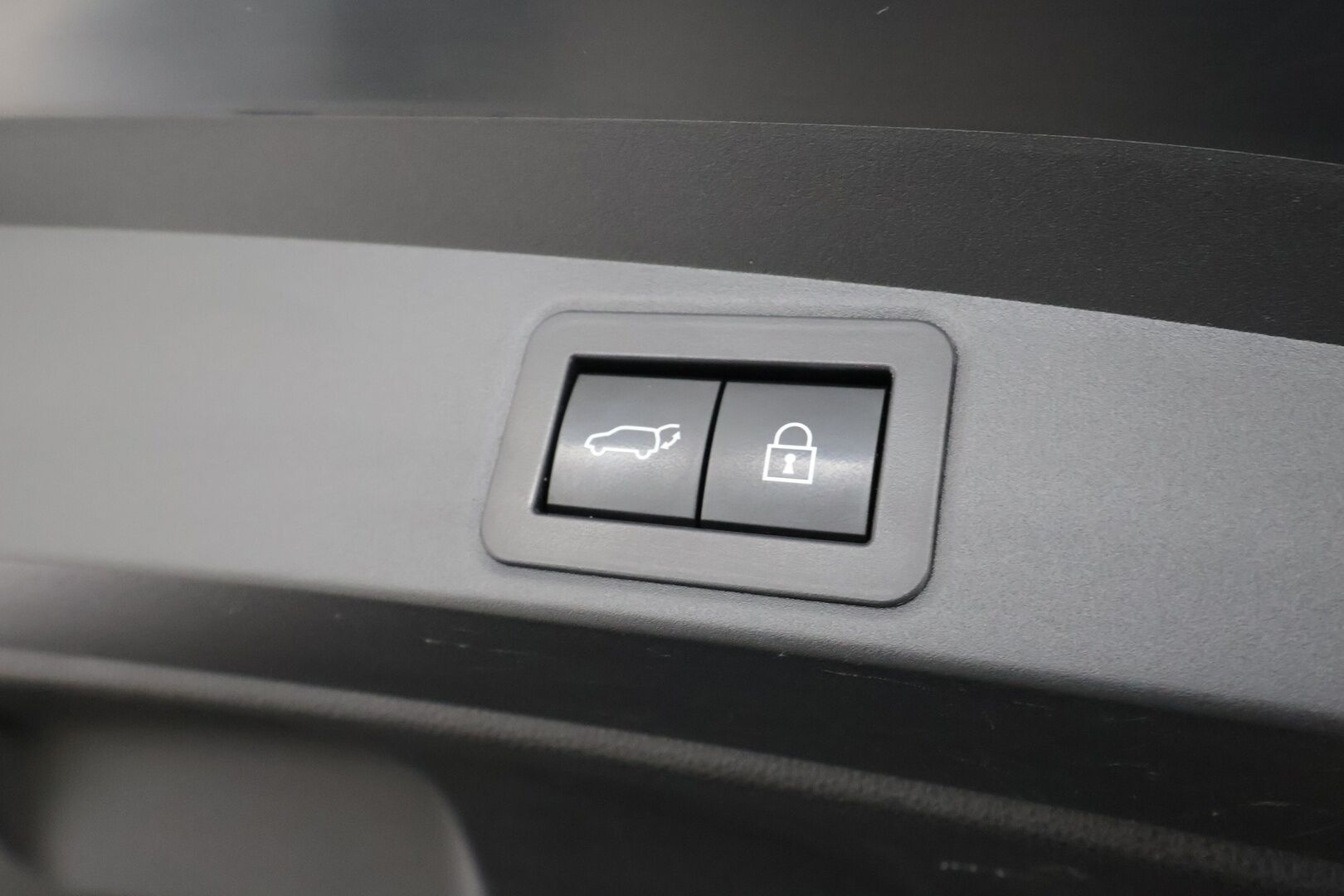 Toyota Corolla 2022 Touring Sports 1,8 Hybrid Active Business * ACC / Webasto / Koukku / P.kamera / LED * - 1.Om suomi-auto / Kahdet Renkaat