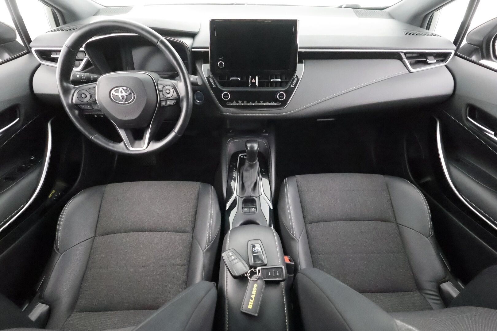 Toyota Corolla 2022 Touring Sports 1,8 Hybrid Active Business * ACC / Webasto / Koukku / P.kamera / LED * - 1.Om suomi-auto / Kahdet Renkaat