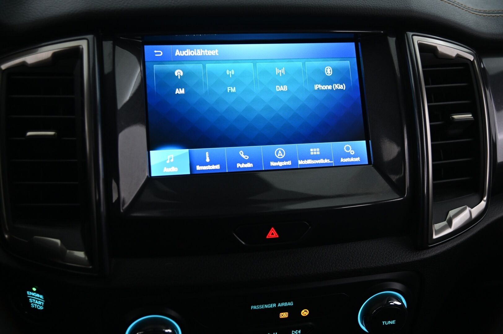 Ford Ranger 2022 Super Cab 2,0 TDCi 213 hp A10 4x4 Wildtrak*Webasto / Lavakate / Nahat / Navi / P.Kamera / Näyttävä!* - *ALV-vähennyskelpoinen / 2x renkaat&vanteet*