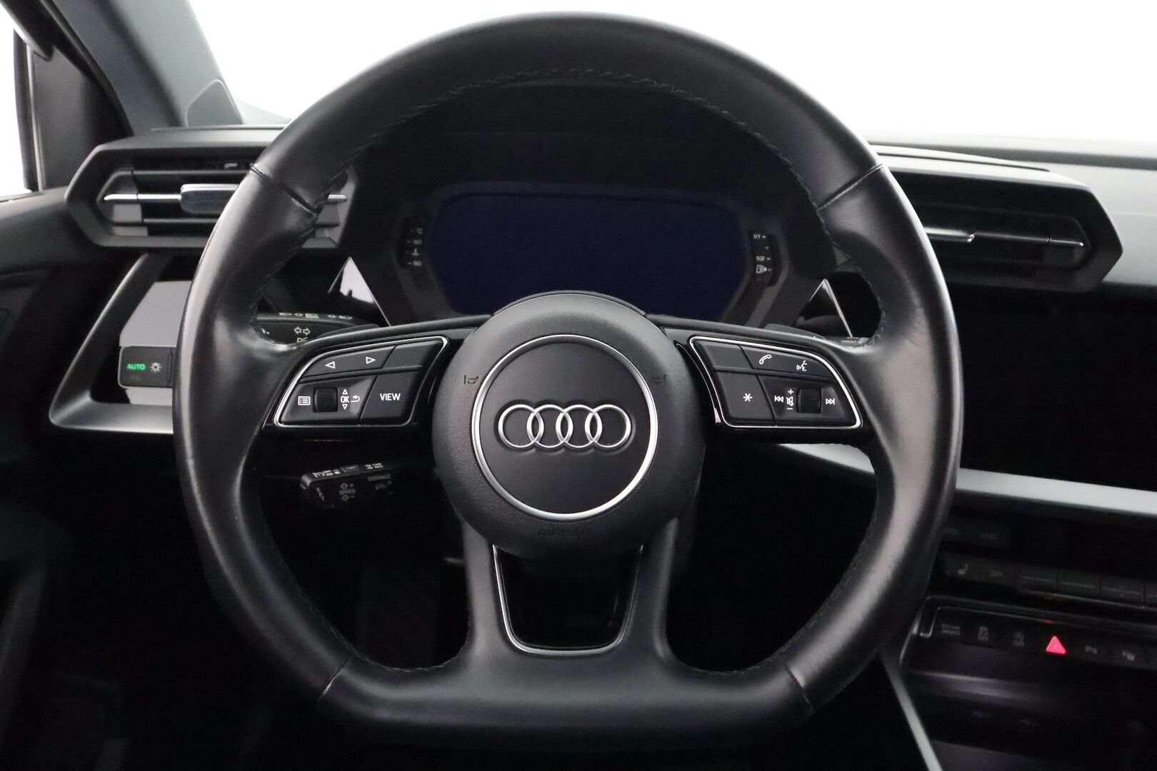 Audi A3 2022 Sportback Business Advanced 40 TFSI 140kW quattro S tronic - | Webasto | ACC | LED | P.Tutkat | Sporttipenkit | Kaistavahti | Digimittaristo | Apple&Android | Merkkihuollot | Kahdet renkaat | Suomi-auto |