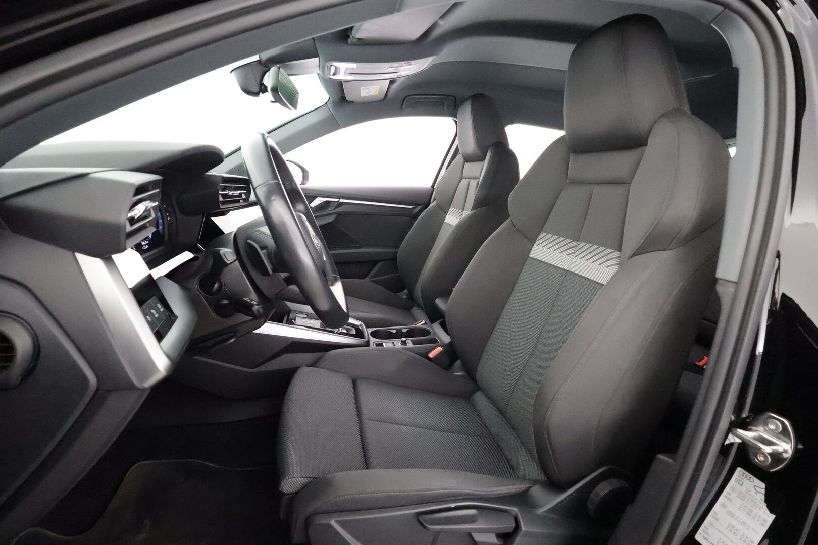Audi A3 2022 Sportback Business Advanced 40 TFSI 140kW quattro S tronic - | Webasto | ACC | LED | P.Tutkat | Sporttipenkit | Kaistavahti | Digimittaristo | Apple&Android | Merkkihuollot | Kahdet renkaat | Suomi-auto |