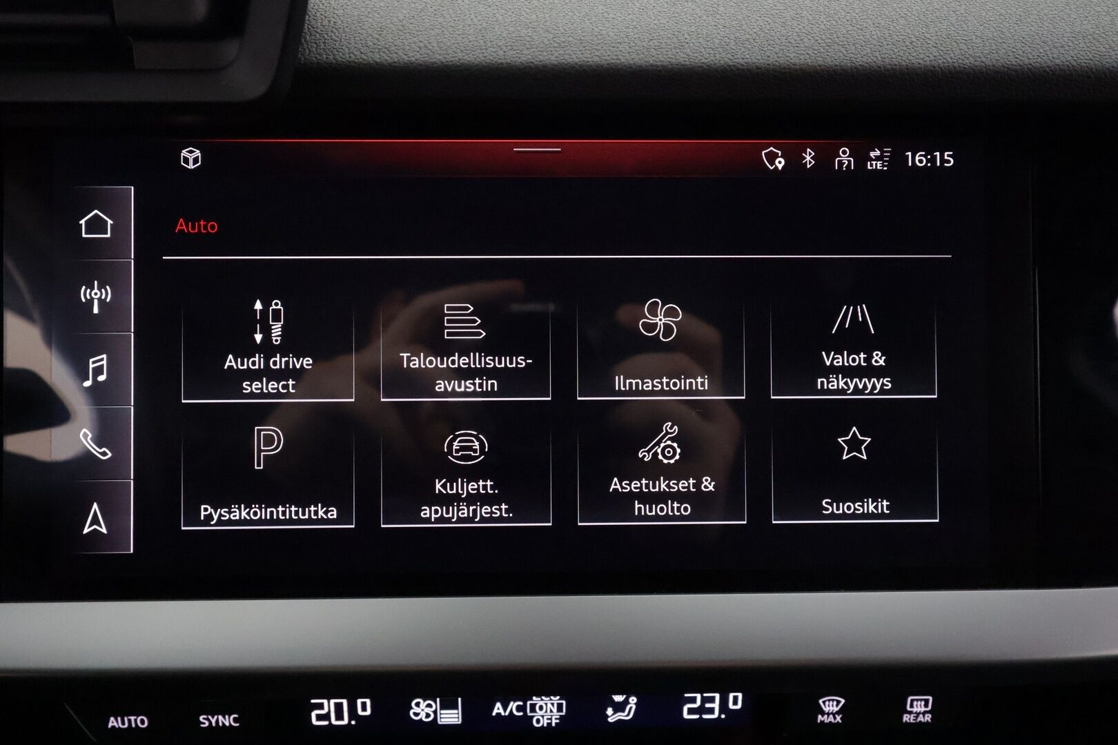 Audi A3 2022 Sportback Business Advanced 40 TFSI 140kW quattro S tronic - | Webasto | ACC | LED | P.Tutkat | Sporttipenkit | Kaistavahti | Digimittaristo | Apple&Android | Merkkihuollot | Kahdet renkaat | Suomi-auto |