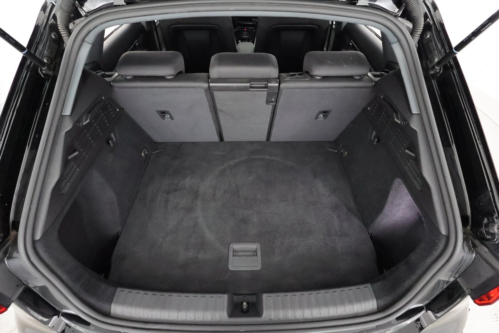 Audi A3 2022 Sportback Business Advanced 40 TFSI 140kW quattro S tronic - | Webasto | ACC | LED | P.Tutkat | Sporttipenkit | Kaistavahti | Digimittaristo | Apple&Android | Merkkihuollot | Kahdet renkaat | Suomi-auto |