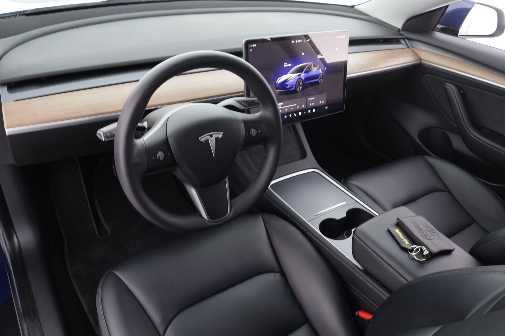 Tesla Model 3 2022 RWD * ILP / ACC / Lasikatto / Matrix-LED / P.Kamera / Muistipenkki / Premium Speakers / Navi / Kaistavahti / Keyless * - 1-om Suomi-auto - Osta nyt, maksa vasta ensi vuonna