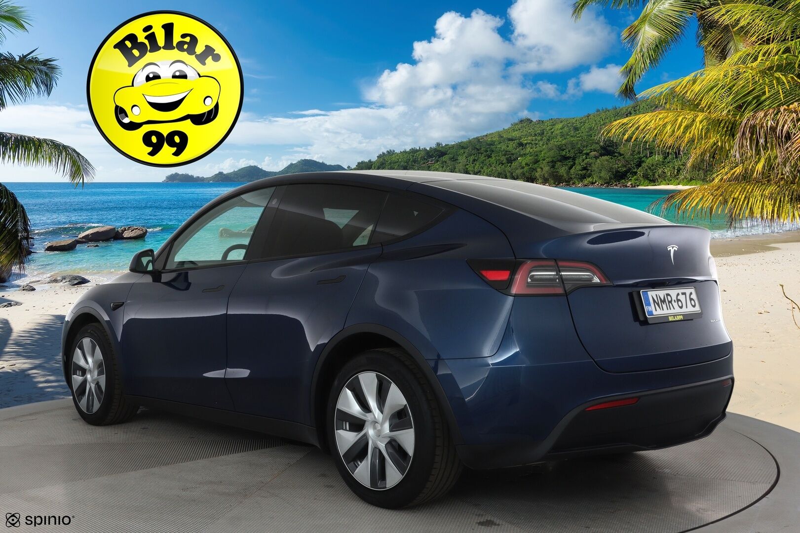 Tesla Model Y 2022 Long Range **Lämpöpumppu / Lasikatto / Matrix-LED / Adapt.Vakkari / P.Kamera / Muistipenkki / Navi / Keyless** - 3,99 % KORKOTARJOUS TÄHÄN AUTOON - 1-om Suomi-auto / 2x Latauskaapelit / Kahdet Renkaat