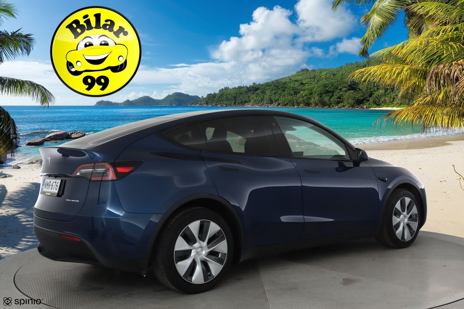 Tesla Model Y 2022 Long Range **Lämpöpumppu / Lasikatto / Matrix-LED / Adapt.Vakkari / P.Kamera / Muistipenkki / Navi / Keyless** - 3,99 % KORKOTARJOUS TÄHÄN AUTOON - 1-om Suomi-auto / 2x Latauskaapelit / Kahdet Renkaat