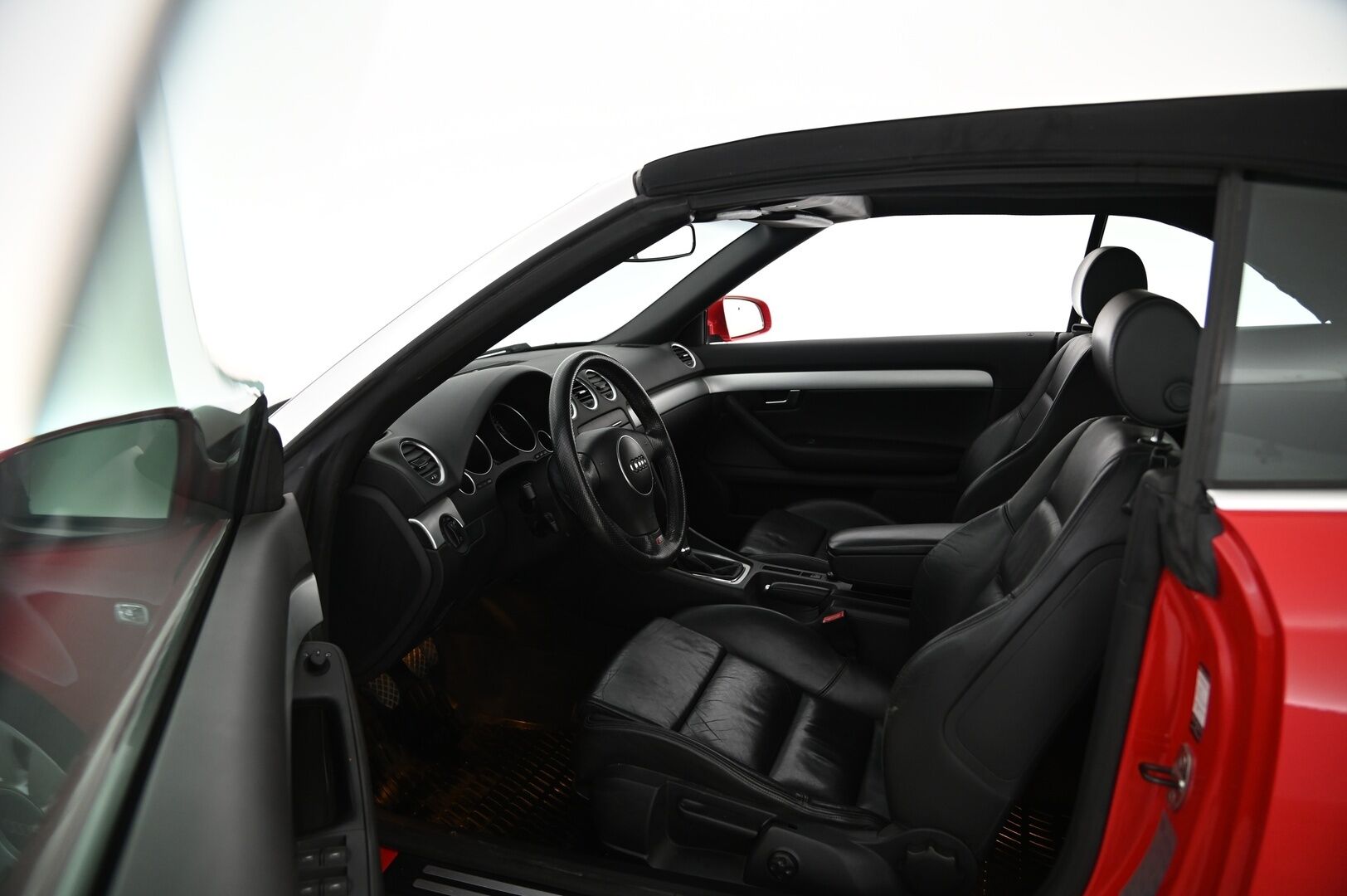 Audi A4 2005 1.8 T Cabriolet S-Line *Vakkari / Nahkasisusta / Sähkökatto / Anroid soitin* - Todella näpsäkkä kesäauto / Vähän ajettu! / Juuri huollettu! 
