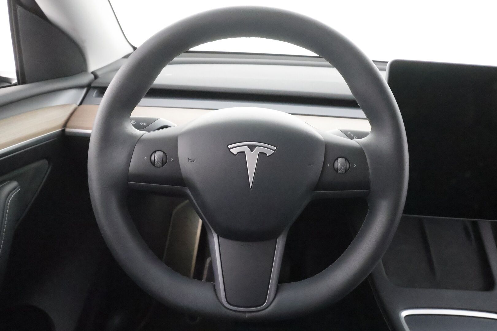 Tesla Model Y 2022 Long Range * ILP / ACC / Lasikatto / Matrix-LED / P.Kamera / Muistipenkki / Premium Audio / Navi / Keyless * - Suomi-auto 