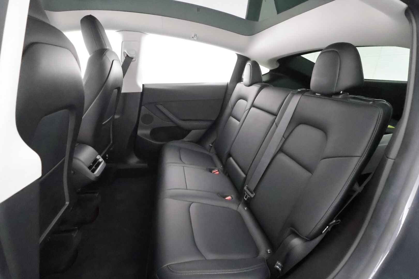 Tesla Model Y 2022 Long Range * ILP / ACC / Lasikatto / Matrix-LED / P.Kamera / Muistipenkki / Premium Audio / Navi / Keyless * - Suomi-auto 
