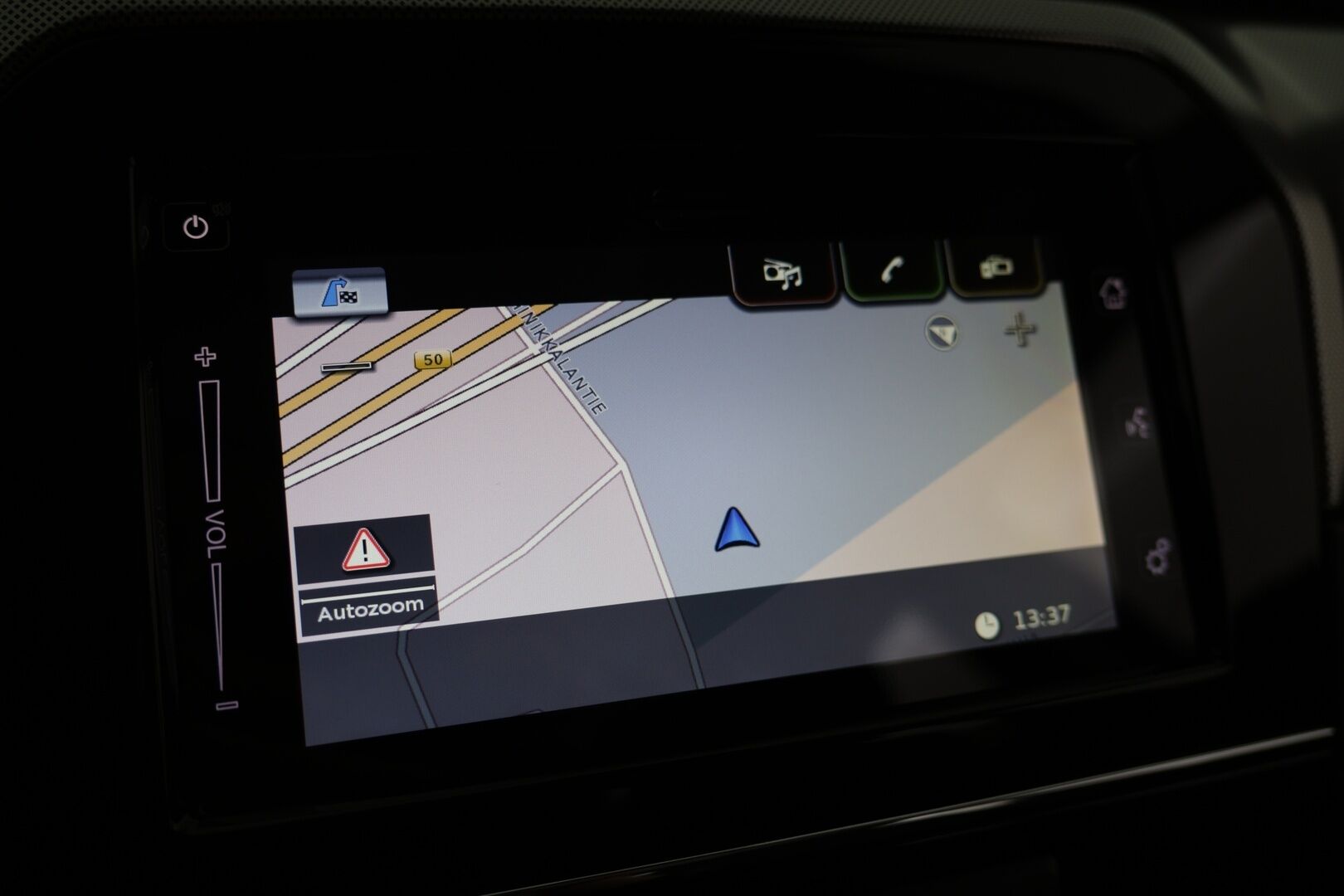 Suzuki Vitara 2023 1,5 HYBRID 4WD GLX+SR 6AGS-aut * ACC / Navi / Panorama / Bluetooth / P. kamera * - 1-om. Suomi-auto / 2 x aluvanteet / Huippu varusteet - HULLUT AVAJAISHULINAT KORKOTARJOUS 3,29 %