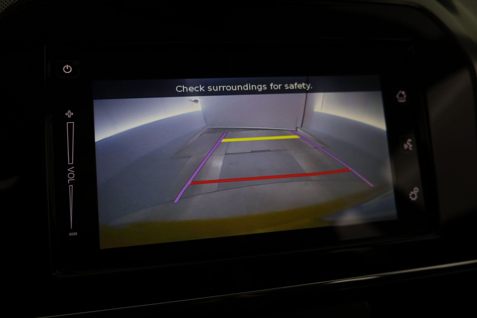 Suzuki Vitara 2023 1,5 HYBRID 4WD GLX+SR 6AGS-aut * ACC / Navi / Panorama / Bluetooth / P. kamera * - 1-om. Suomi-auto / 2 x aluvanteet / Huippu varusteet - HULLUT AVAJAISHULINAT KORKOTARJOUS 3,29 %