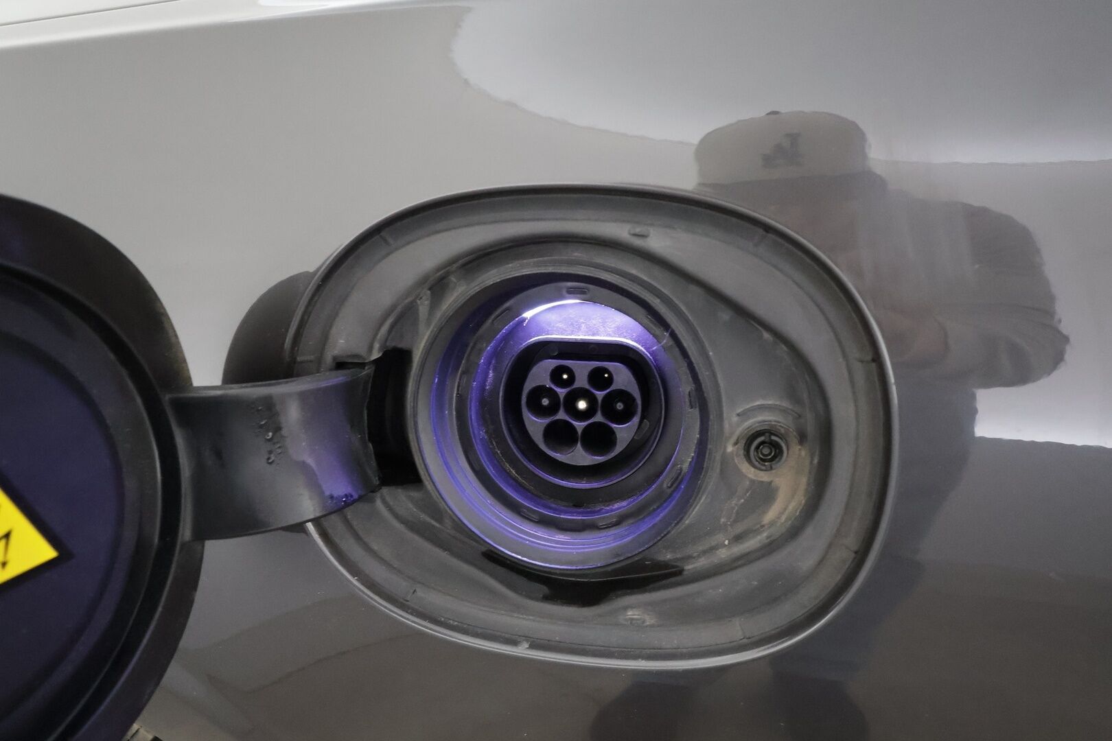 Volvo S90 2023 T8 AWD Long Range High Performance Ultimate Bright aut * ACC / HUD / 360° / Muistipenkit / H&K / Lasikattoluukku * - 1.Om Suomi-auto / Akku kuntotarkastettu / Kahdet renkaat aluvanteilla / Merkkihuollettu / Huippuvarusteet