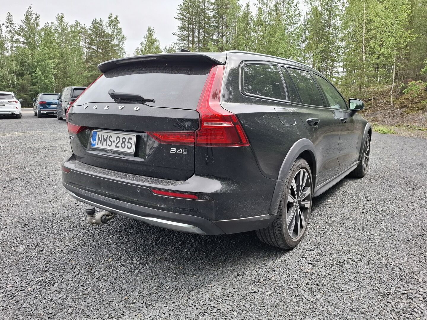 Volvo V60 Cross Country 2022 B4 AWD D-MHEV Business Plus aut **Webasto / Koukku / Adapt.Vakkari / Full-LED / P.kamera / Sporttipenkki Muistilla** - 3,99 % KORKOTARJOUS TÄHÄN AUTOON - 1-om Suomi-auto / Kahdet Renkaat