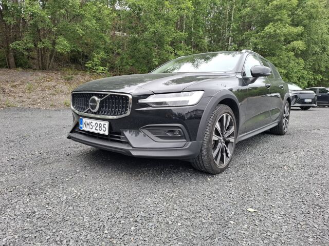 Volvo V60 Cross Country -kuva