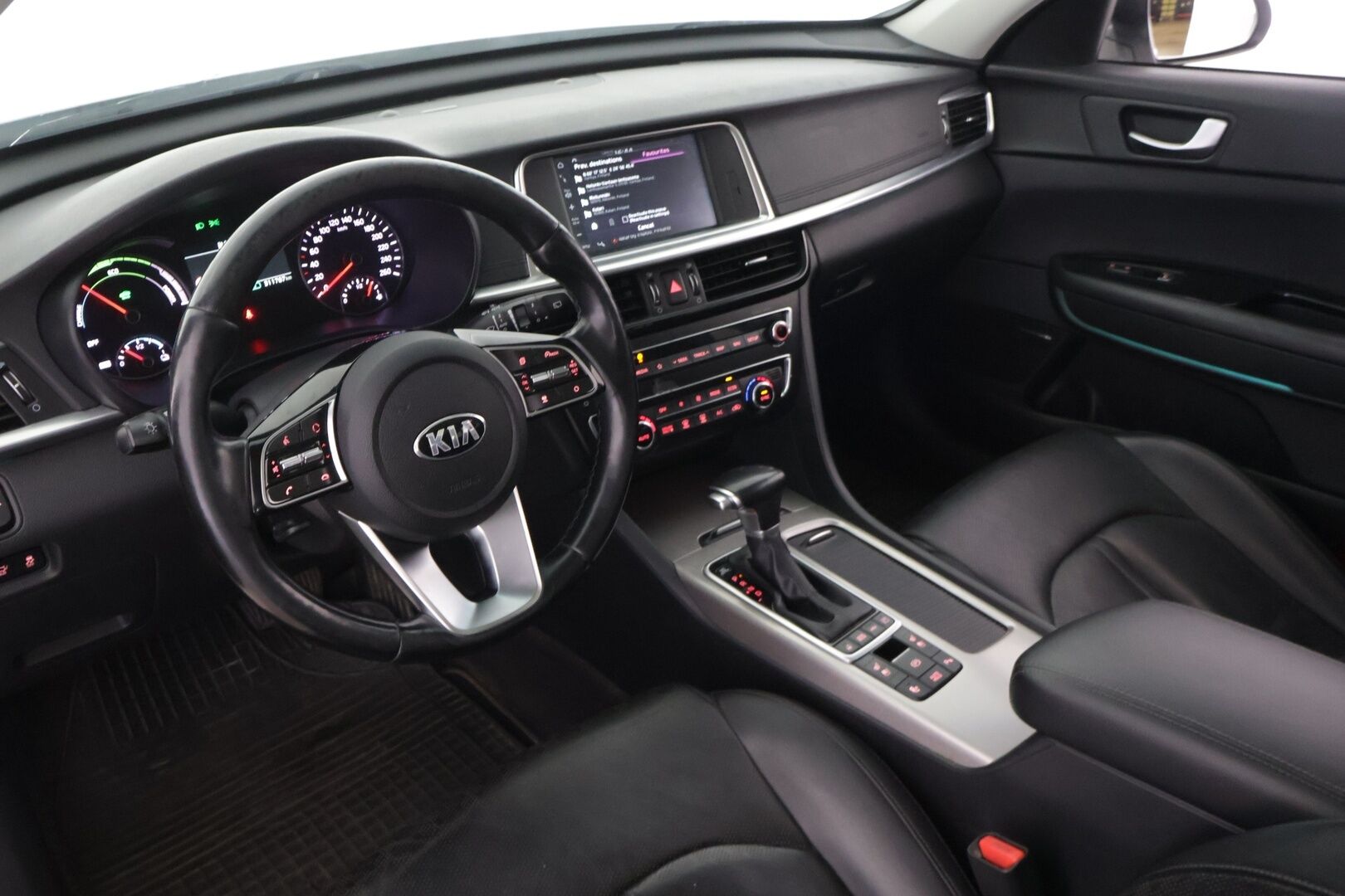 Kia Optima 2019 2,0 GDI PHEV Business Luxury A/T *Myydään vain yrityksille!*