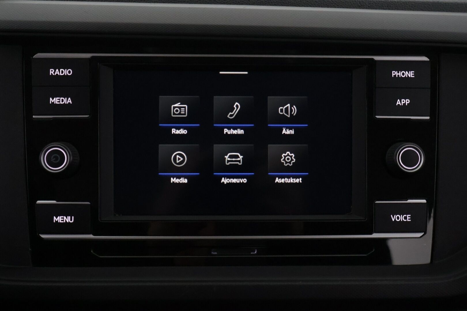 Volkswagen T-Cross 2020 1,0 Style TSI 70 kW - ACC / BLIS / Kaistavahti / 2.om Suomi-auto / Lohko - HULLUT VÄLIPÄIVÄT KORKOTARJOUS 2,49%