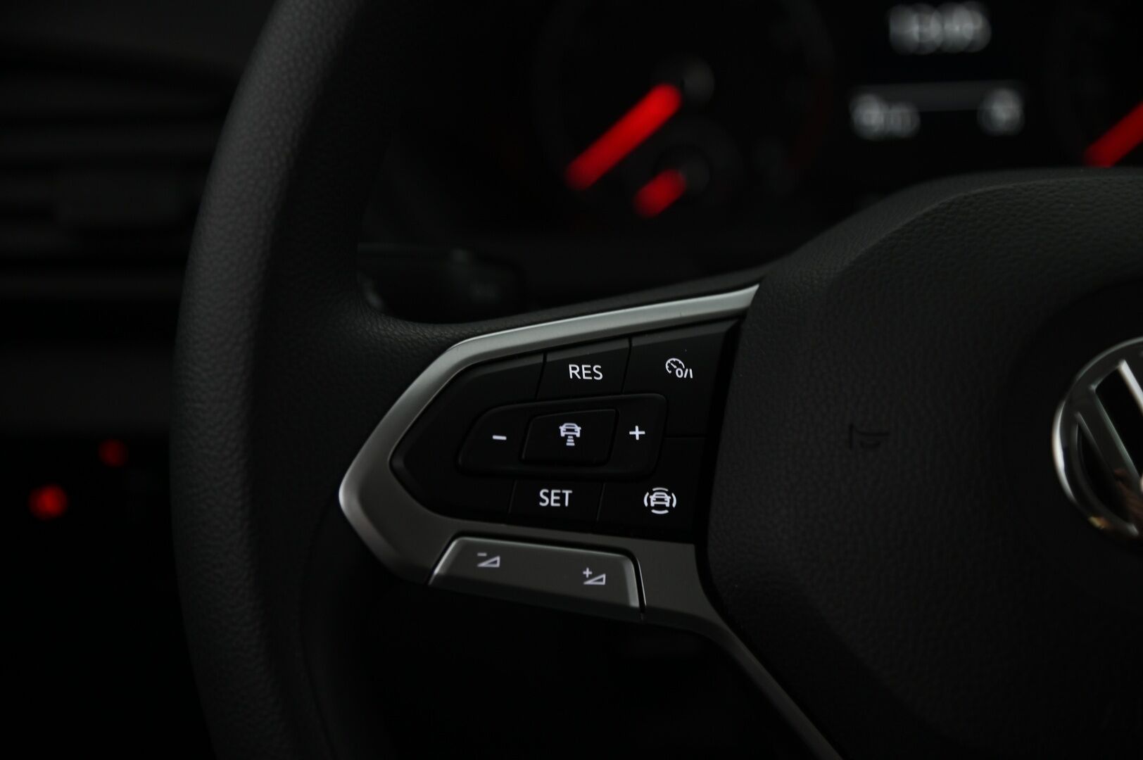 Volkswagen T-Cross 2020 1,0 TSI 70 kW - ACC / BLIS / Kaistavahti / 2.om Suomi-auto / Lohko - Osta nyt, maksa vasta ensi vuonna