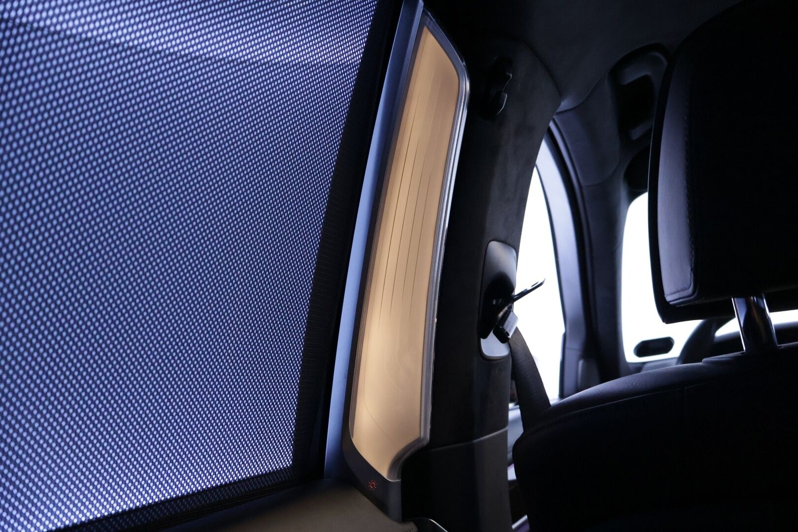 BMW 740 2017 G12 Sedan Le iPerformance A xDrive - YritysOutlet - Myydään vain yrityksille - – Tämä auto myydään YritysOutlet -valikoimasta vain yritykselle / SOH 81,5% - Osta nyt, maksa vasta ensi vuonna