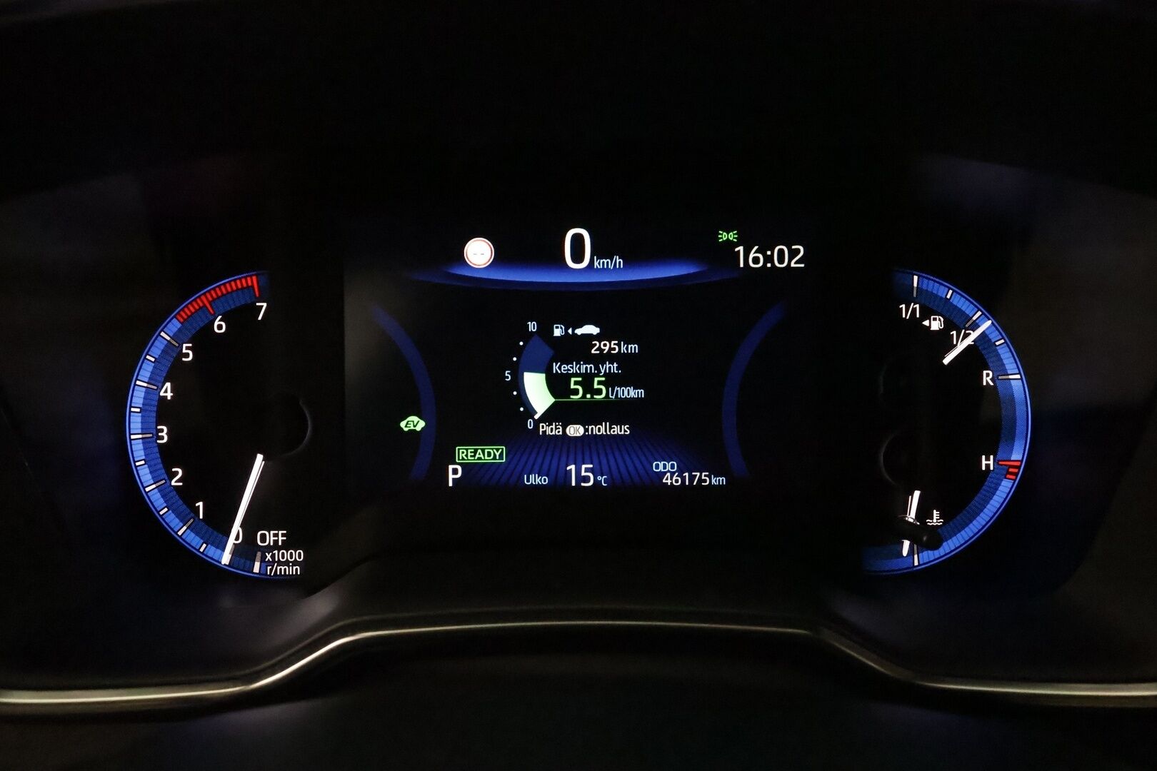 Toyota Corolla 2023 Touring Sports 1,8 Hybrid Prestige Edition **Facelift / Adapt. vakkari / Navi / P.kamera / Apple&Android / LED / Keyless** - Suomi-auto / Merkkihuollettu 