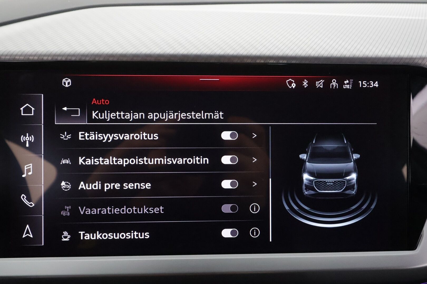Audi Q4 e-tron 2023 40 e-tron * Sonos / ILP / ACC / Matrix-LED / P.Kamera / Sportpenkit / Navi / Kaistavahti / Keyless * - Suomi-auto / Akku kuntotarkastettu SoH 97,1% / Kahdet renkaat aluvanteilla / Merkkihuollot