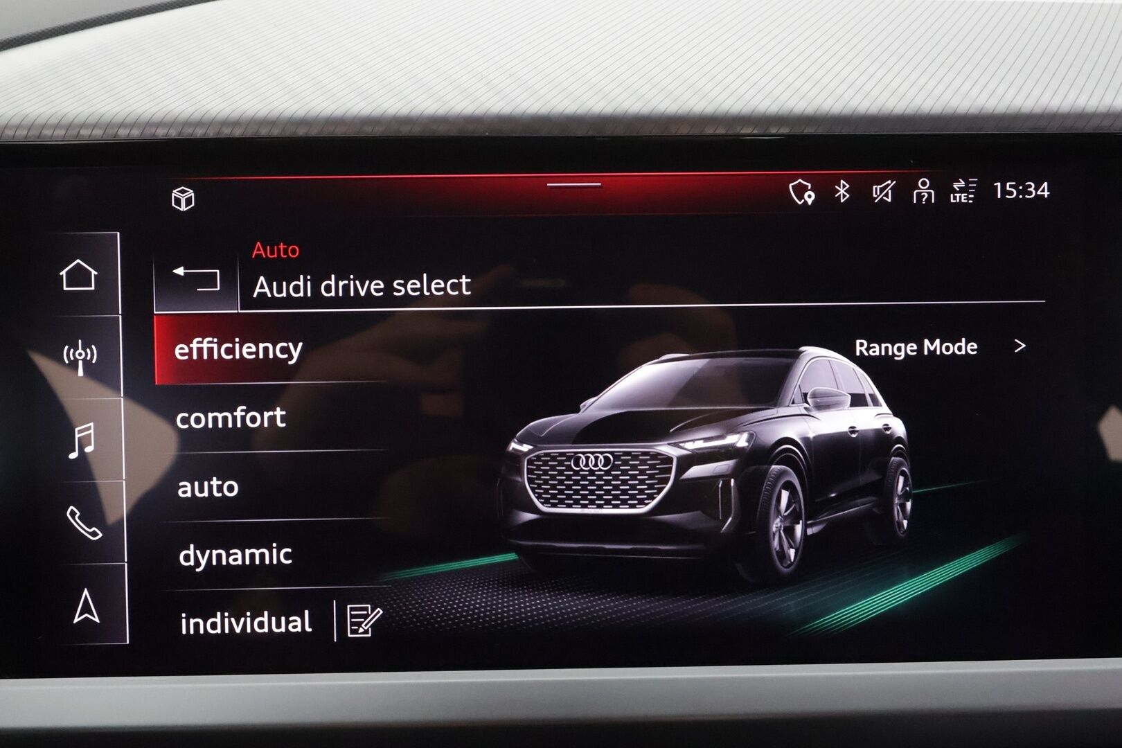 Audi Q4 e-tron 2023 40 e-tron * Sonos / ILP / ACC / Matrix-LED / P.Kamera / Sportpenkit / Navi / Kaistavahti / Keyless * - Suomi-auto / Akku kuntotarkastettu SoH 97,1% / Kahdet renkaat aluvanteilla / Merkkihuollot