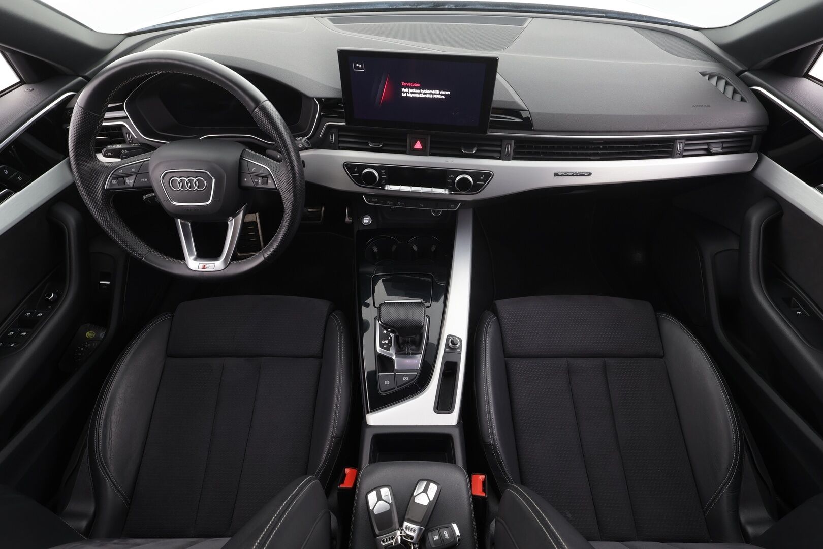 Audi A4 2023 Avant Progress Plus 40 TFSI 150 kW MHEV quattro S tronic * ACC / Matrix LED / P.kamera / Webasto / Koukku * - KeylessGo / Digimittaristo / Sporttipenkit / 1.Om Suomi-auto / Kahdet renkaat aluvanteilla / Merkkihuollettu