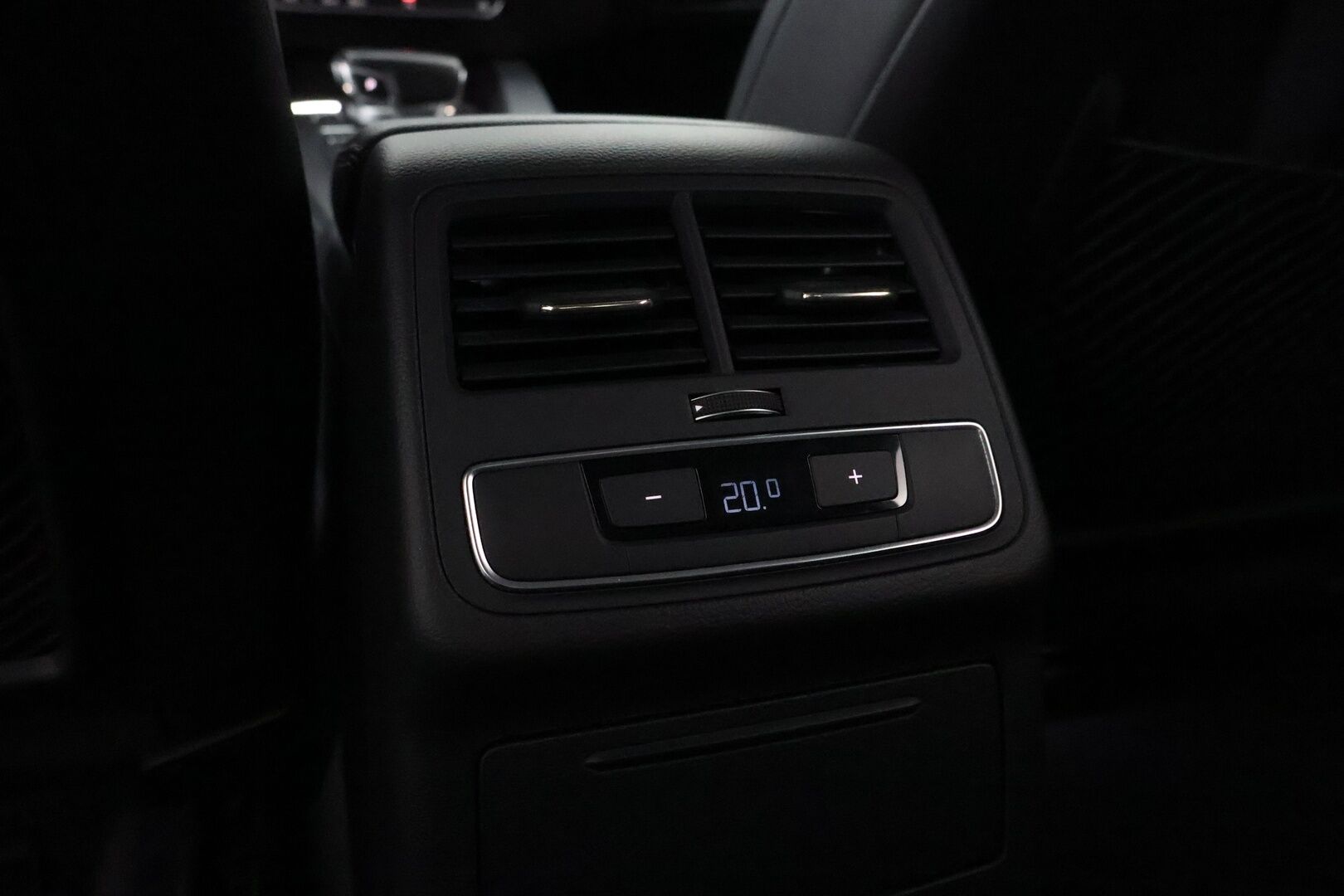 Audi A5 2017 Sportback Business Sport 2,0 TFSI 185 kW quattro S tronic S-Line - Adapt.Vakkari / P.Kamera / Nahkapenkit / Digimittaristo / Keyless / Navi / Upea!