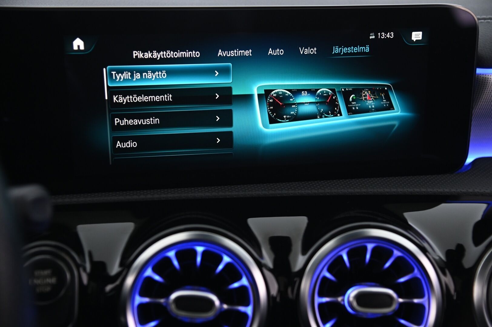 MERCEDES-BENZ CLA 2021 250 e A Shooting Brake EQ Power AMG *Burmester / Widescreen / Panorama / Koukku / Multibeam / Kamera* - Mercedes Me / 2x renkaat ja vanteet / Ambient / Nahka-Alcantara / Hakkapeliitta 10 Nastat