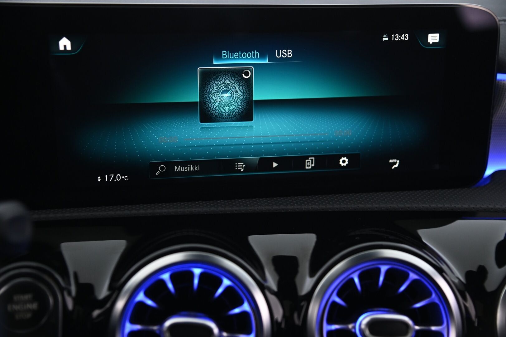 MERCEDES-BENZ CLA 2021 250 e A Shooting Brake EQ Power AMG *Burmester / Widescreen / Panorama / Koukku / Multibeam / Kamera* - Mercedes Me / 2x renkaat ja vanteet / Ambient / Nahka-Alcantara 