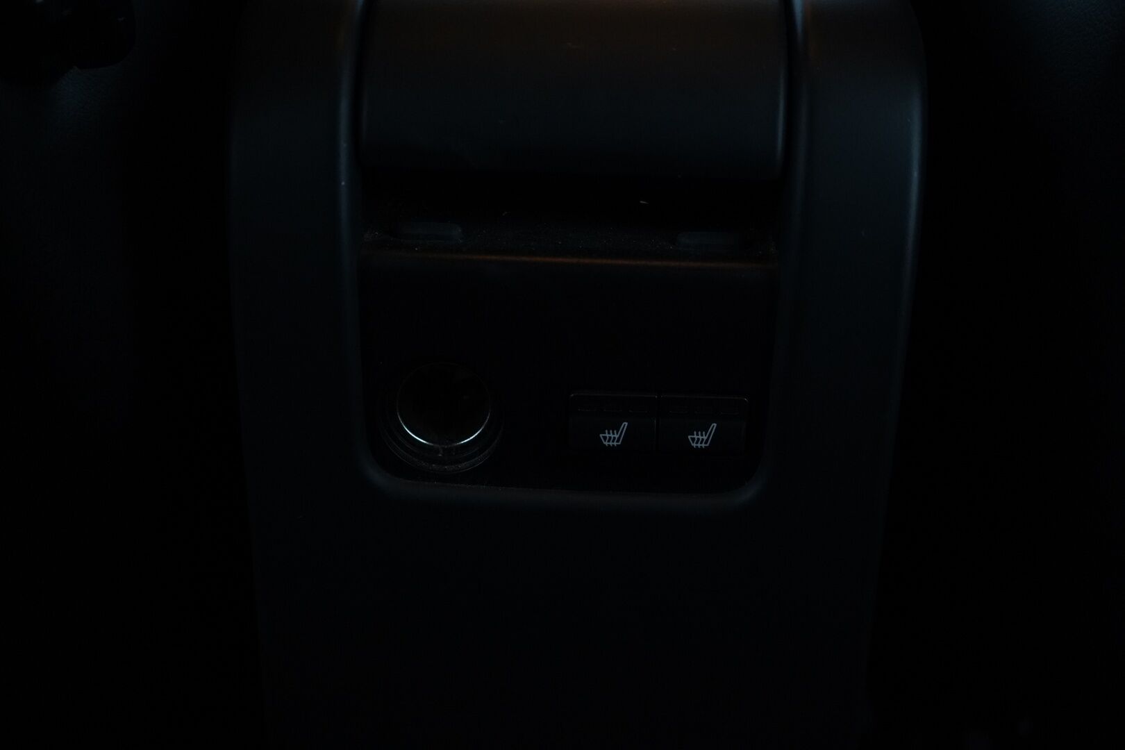 Volvo XC60 2014 D4 AWD Summum Polestar Aut. *Polestar / Nahat / VOC / Koukku* - Kahdet OEM vanteet / Polestar-ohjelma tehtaalta / Särmä huoltohistoria - HULLUT AVAJAISHULINAT KORKOTARJOUS 3,29 %