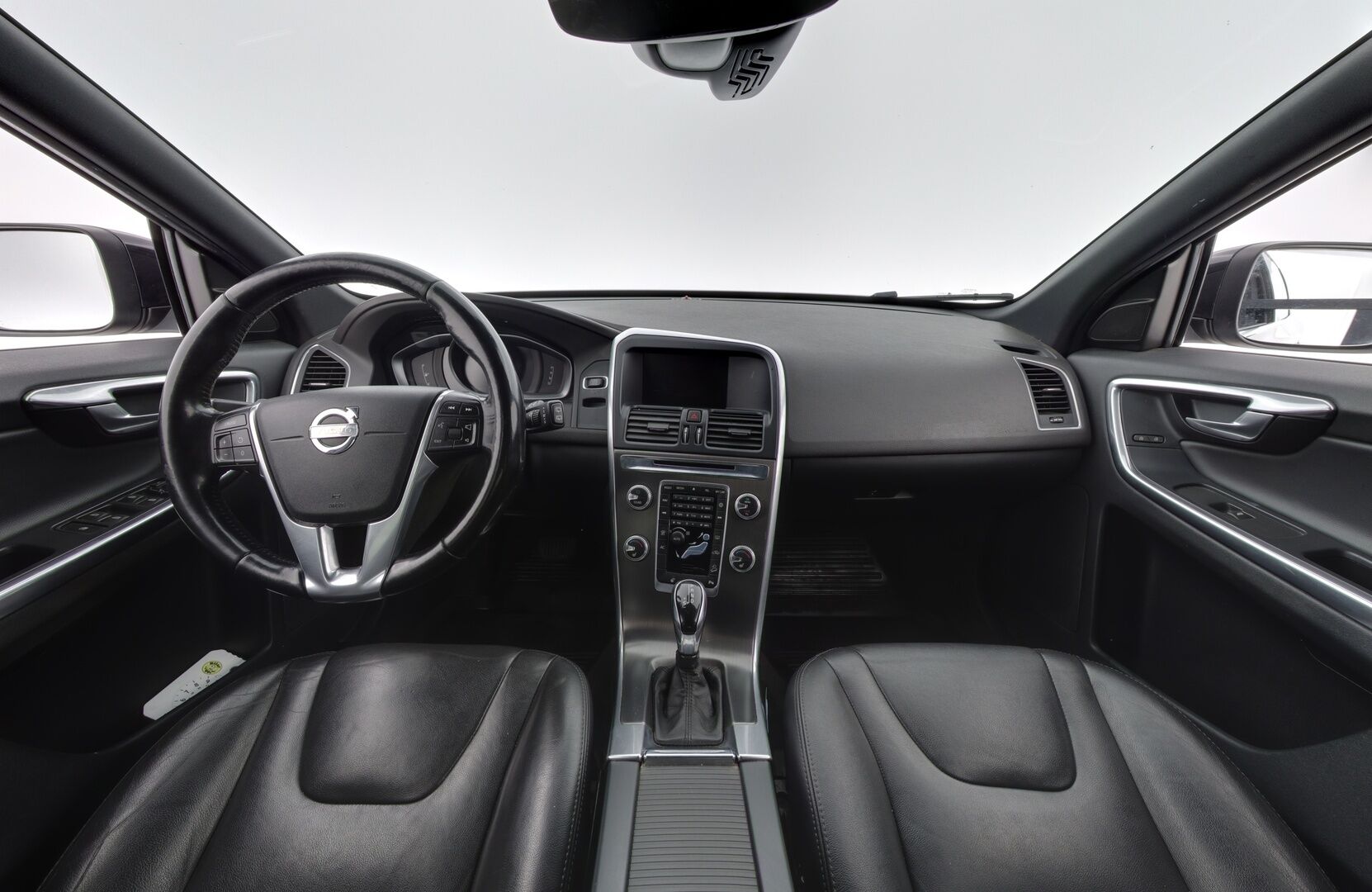 Volvo XC60 2014 D4 AWD Summum Polestar Aut. *Polestar / Nahat / VOC / Koukku* - Kahdet OEM vanteet / Polestar-ohjelma tehtaalta / Särmä huoltohistoria - HULLUT AVAJAISHULINAT KORKOTARJOUS 3,29 %