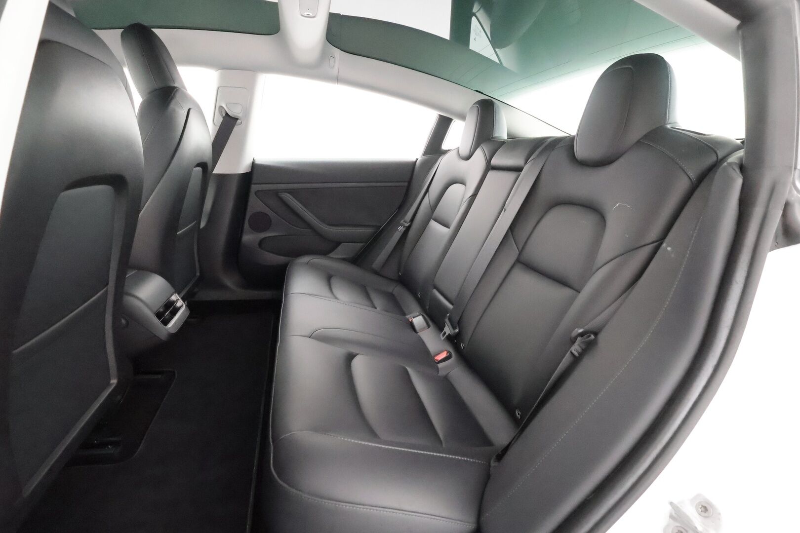 Tesla Model 3 2021 Standard Range Plus - | ACC | Refresh | ILP | Matrix | Lasikatto | Sähkönahat | Muistipenkki | P.kamera ja tutkat | Autosteer | Lämm. ratti | 2x renkaat aluineen | 