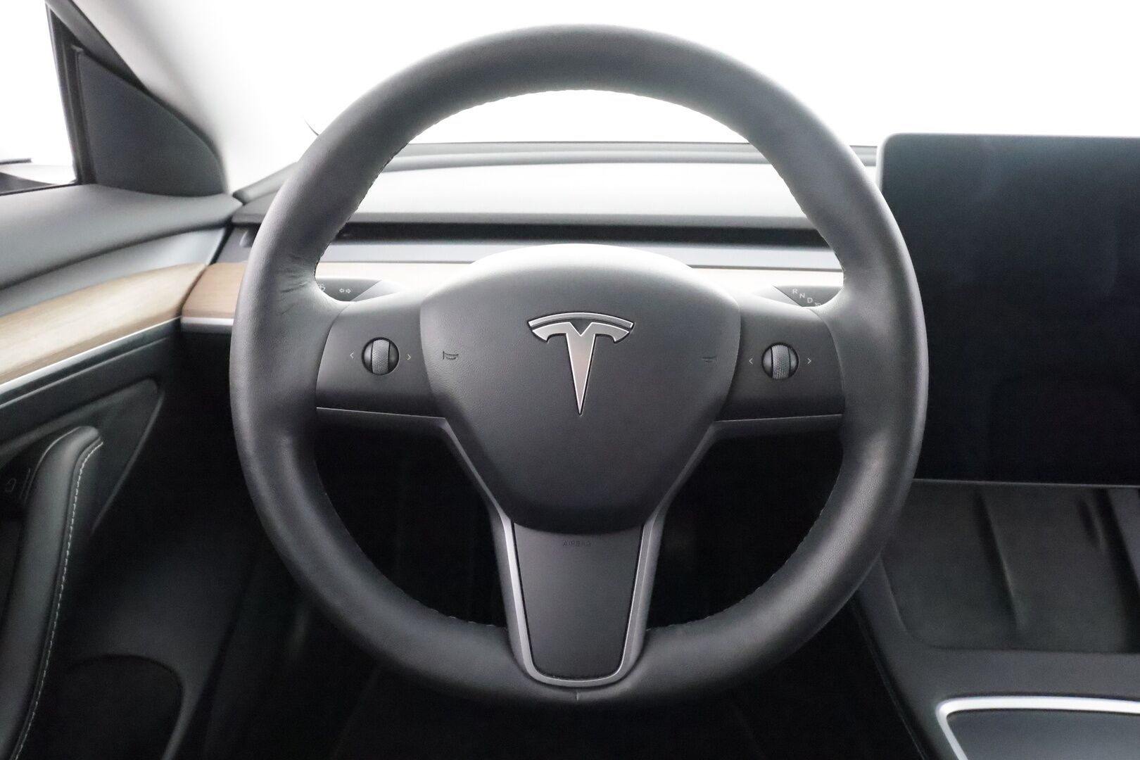 Tesla Model 3 2021 Standard Range Plus - | ACC | Refresh | ILP | Matrix | Lasikatto | Sähkönahat | Muistipenkki | P.kamera ja tutkat | Autosteer | Lämm. ratti | 2x renkaat aluineen | 