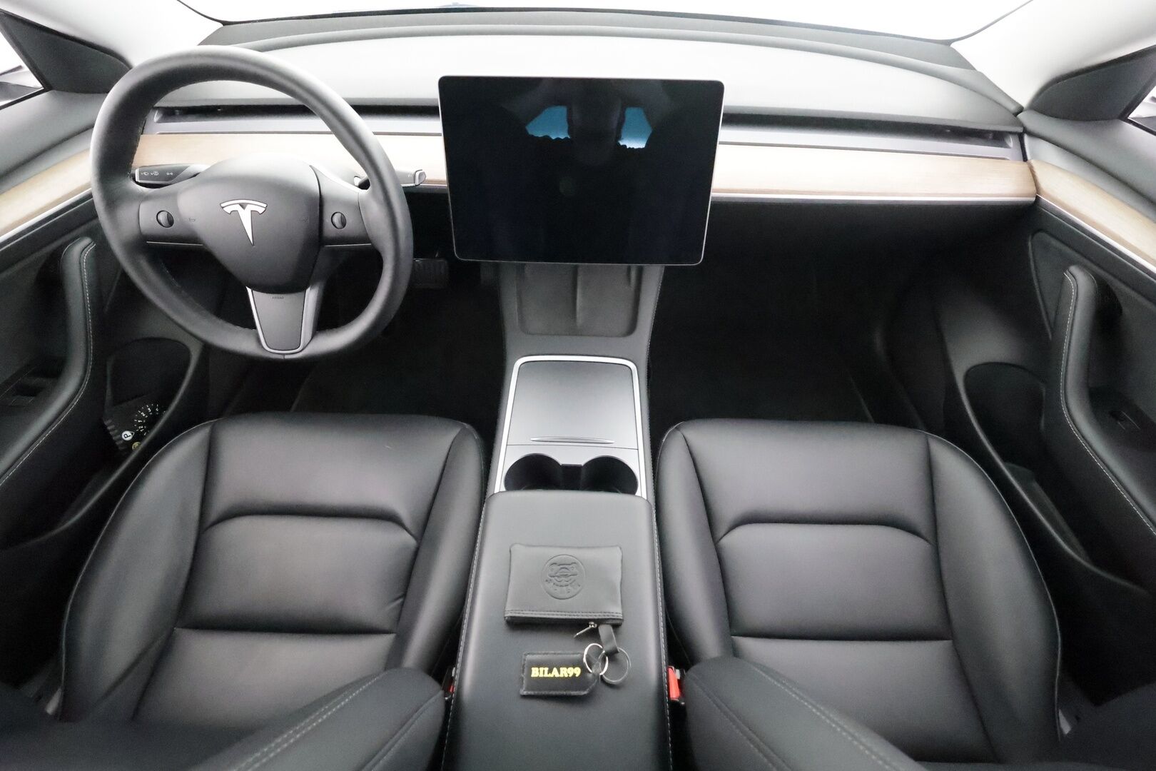 Tesla Model 3 2021 Standard Range Plus - | ACC | Refresh | ILP | Matrix | Lasikatto | Sähkönahat | Muistipenkki | P.kamera ja tutkat | Autosteer | Lämm. ratti | 2x renkaat aluineen | 