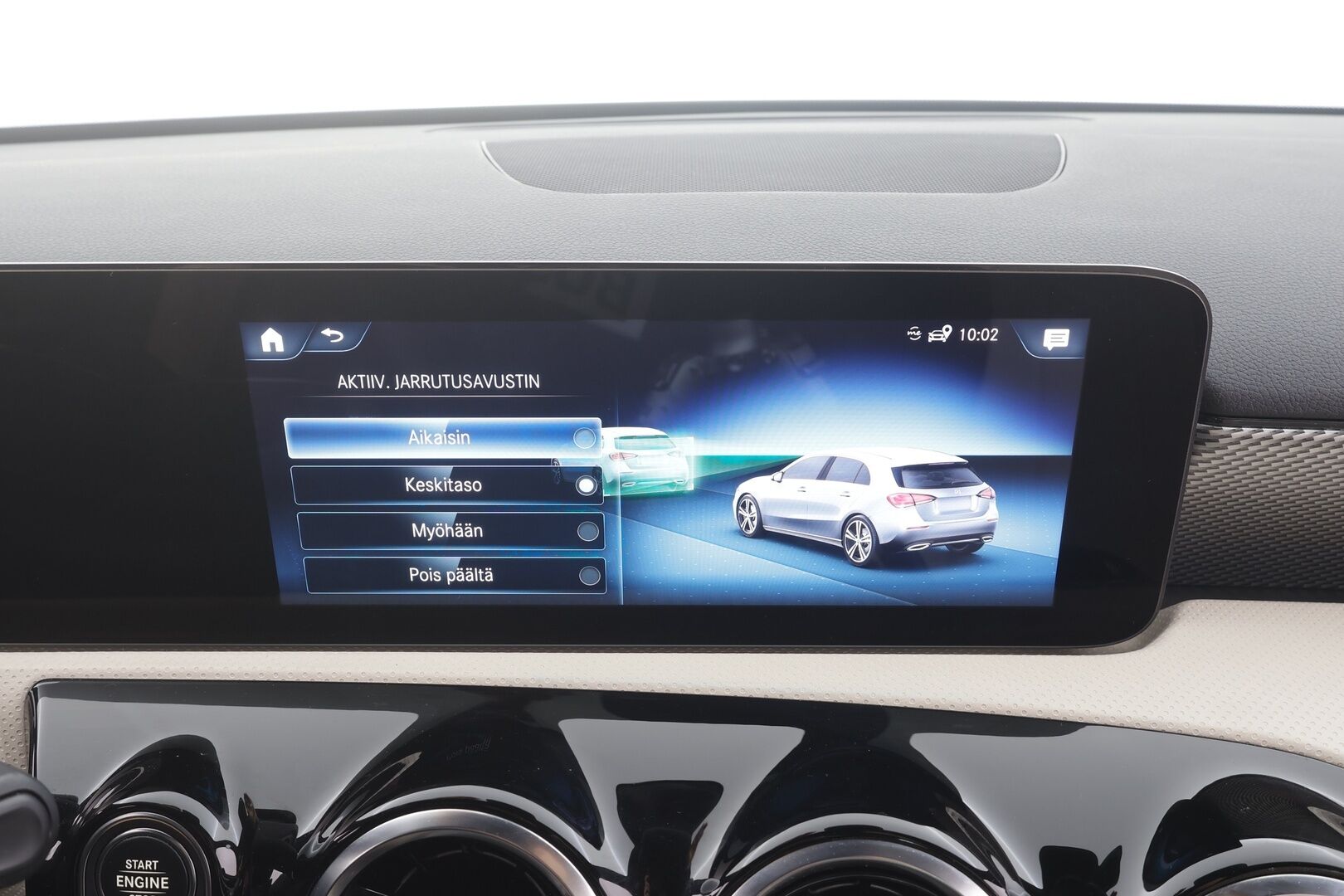 Mercedes-Benz A 2023 180 A Suomi Edition - | Nahat | LED | P.kamera ja tutkat | Active Lane Assist | Digimittaristo | Apple & Android | Vakkari | 1-om suomiauto | Merkkihuollot | 2x renkaat aluin | 