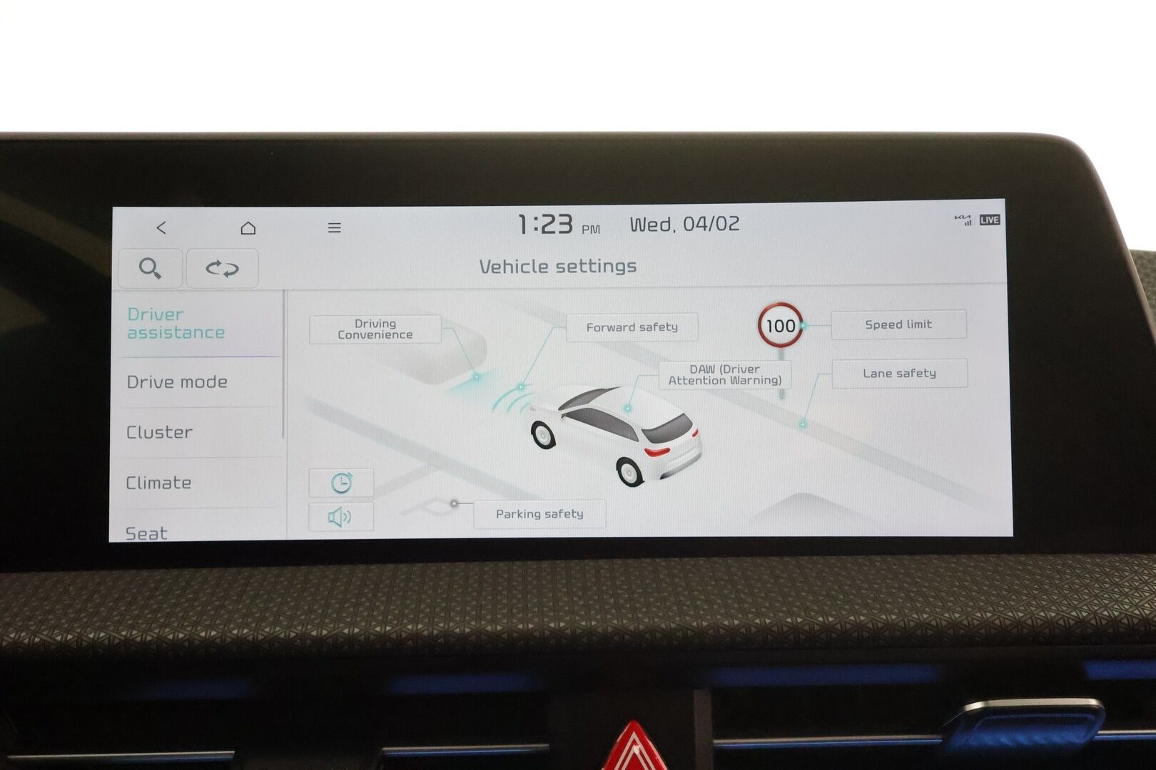 Kia EV6 2023 AWD 77 kWh 325 hv * Widescreen / SCC / ILP / Koukku / Nahat / P.kamera / Muistipenkki / Apple&Android * - 1-Om suomi-auto / Merkkihuollettu / Kahdet renkaat / Koti&kauppalaturi