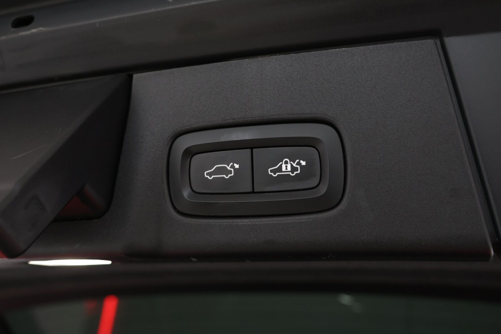 Volvo V90 2019 D4 Momentum aut - | Pilot assist | VOC | Keyless go | Huippuhieno