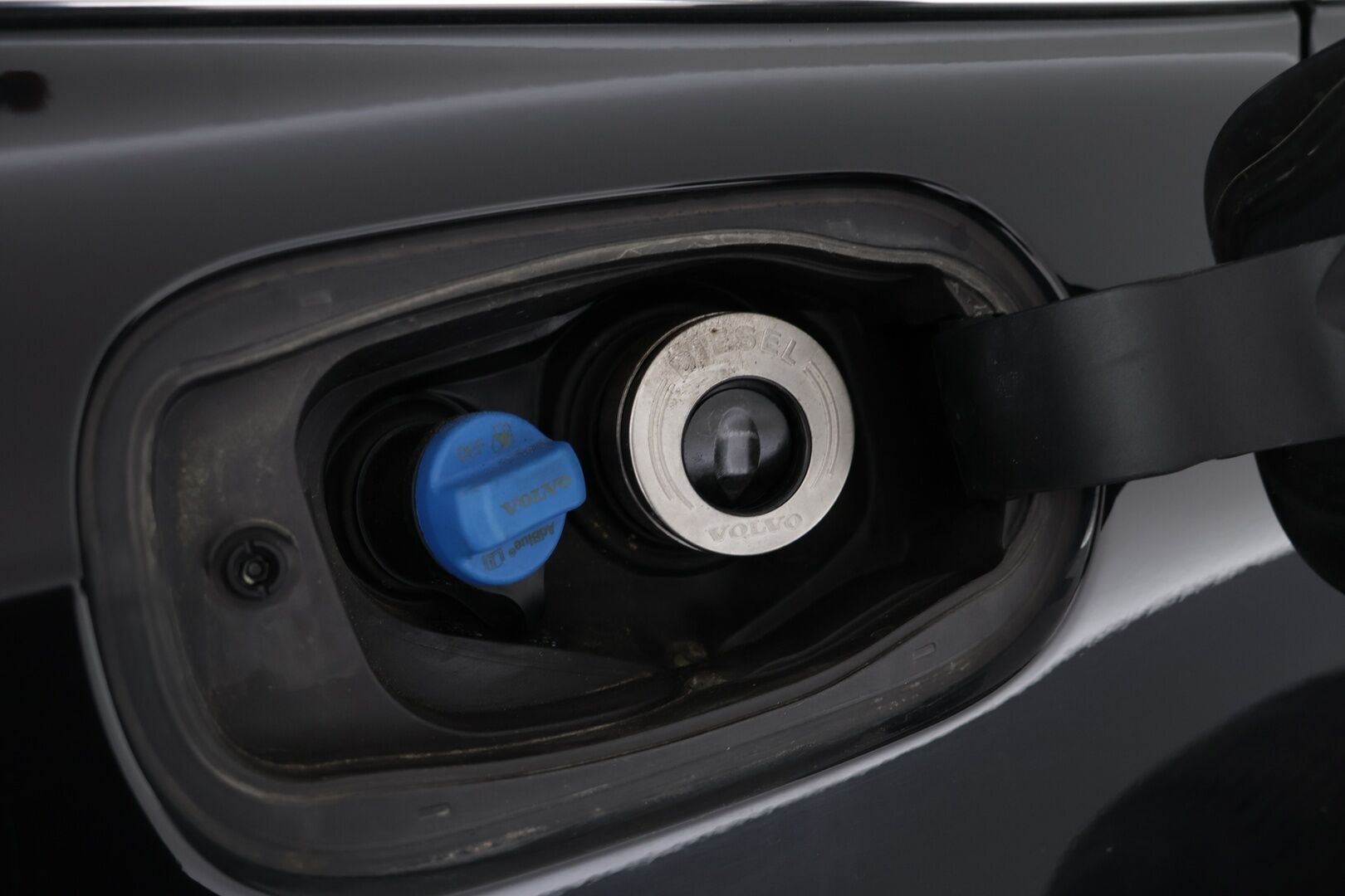 Volvo V90 2019 D4 Momentum aut - | Pilot assist | VOC | Keyless go | Huippuhieno