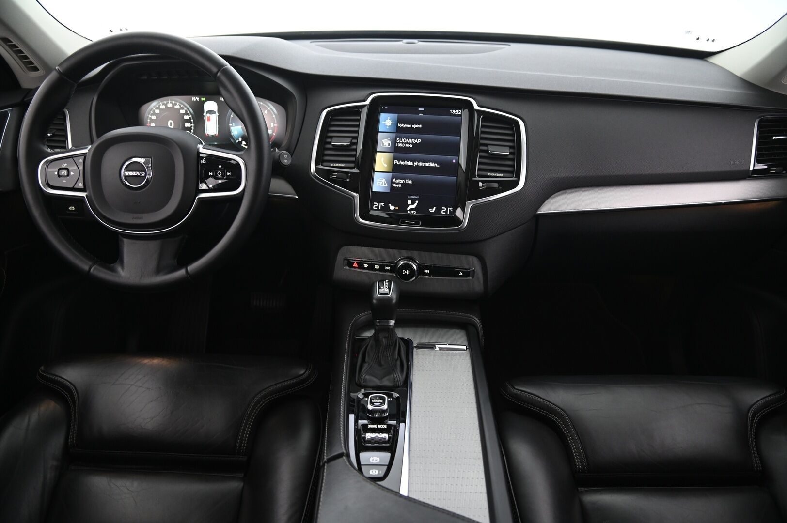 Volvo XC90 2016 D5 AWD Inscription aut *Sporttinahat muistilla / Kamera / Webasto / Full Led* - 2x fiksut renkaat ja alut / Juuri huollettu / Tummennetut ikkunat / Ei adblue