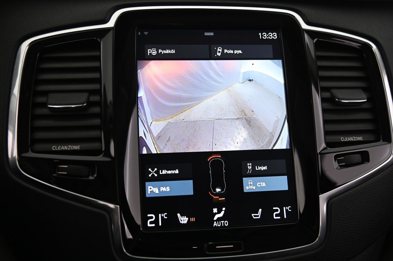 Volvo XC90 2016 D5 AWD Inscription aut *Sporttinahat muistilla / Kamera / Webasto / Full Led* - 2x fiksut renkaat ja alut / Juuri huollettu / Tummennetut ikkunat / Ei adblue