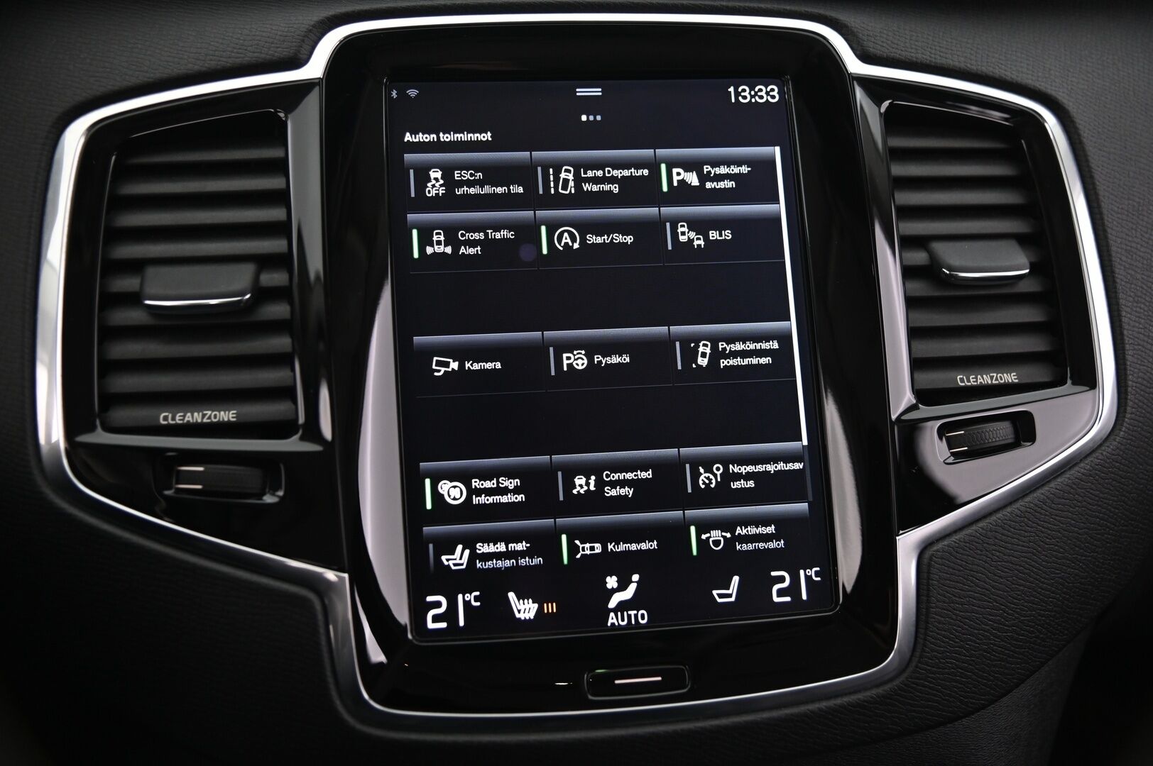 Volvo XC90 2016 D5 AWD Inscription aut *Sporttinahat muistilla / Kamera / Webasto / Full Led* - 2x fiksut renkaat ja alut / Juuri huollettu / Tummennetut ikkunat / Ei adblue