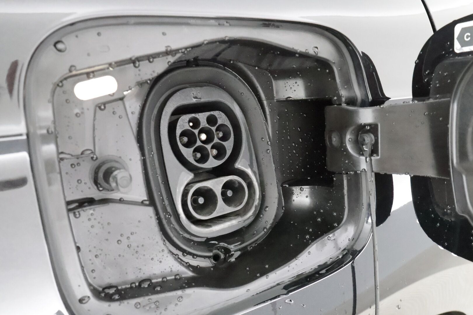 Skoda Enyaq 2023 60 iV * ILP / ACC / LED / P.kamera / Navi / Kaistavahti / Digimittaristo /  Keyless * - 1-om Suomi-auto / Akku kuntotarkastettu / Kahdet renkaat / Merkkihuollettu! - Osta nyt, maksa vasta ensi vuonna