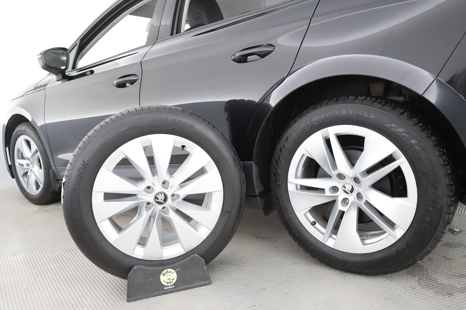 Skoda Enyaq 2023 60 iV * ILP / ACC / LED / P.kamera / Navi / Kaistavahti / Digimittaristo /  Keyless * - 1-om Suomi-auto / Akku kuntotarkastettu / Kahdet renkaat / Merkkihuollettu! - Osta nyt, maksa vasta ensi vuonna