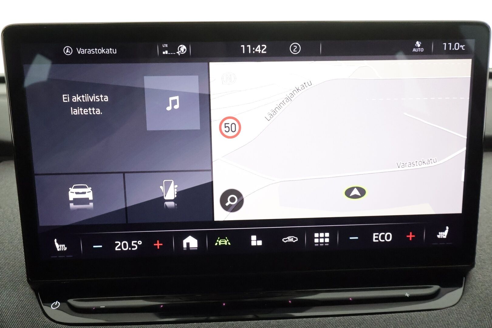 Skoda Enyaq 2023 60 iV * ILP / ACC / LED / P.kamera / Navi / Kaistavahti / Digimittaristo /  Keyless * - 1-om Suomi-auto / Akku kuntotarkastettu / Kahdet renkaat / Merkkihuollettu! - Osta nyt, maksa vasta ensi vuonna