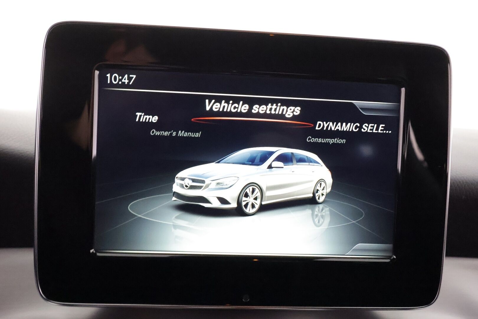 Mercedes-Benz CLA 2016 200 A Shooting Brake Business AMG - | Vakkari | ILS-Xenon | Sporttipenkit | P.kamera ja tutkat | Nahka-alcantara | Dynamic Select | Bluetooth | Penkinlämmittimet | 