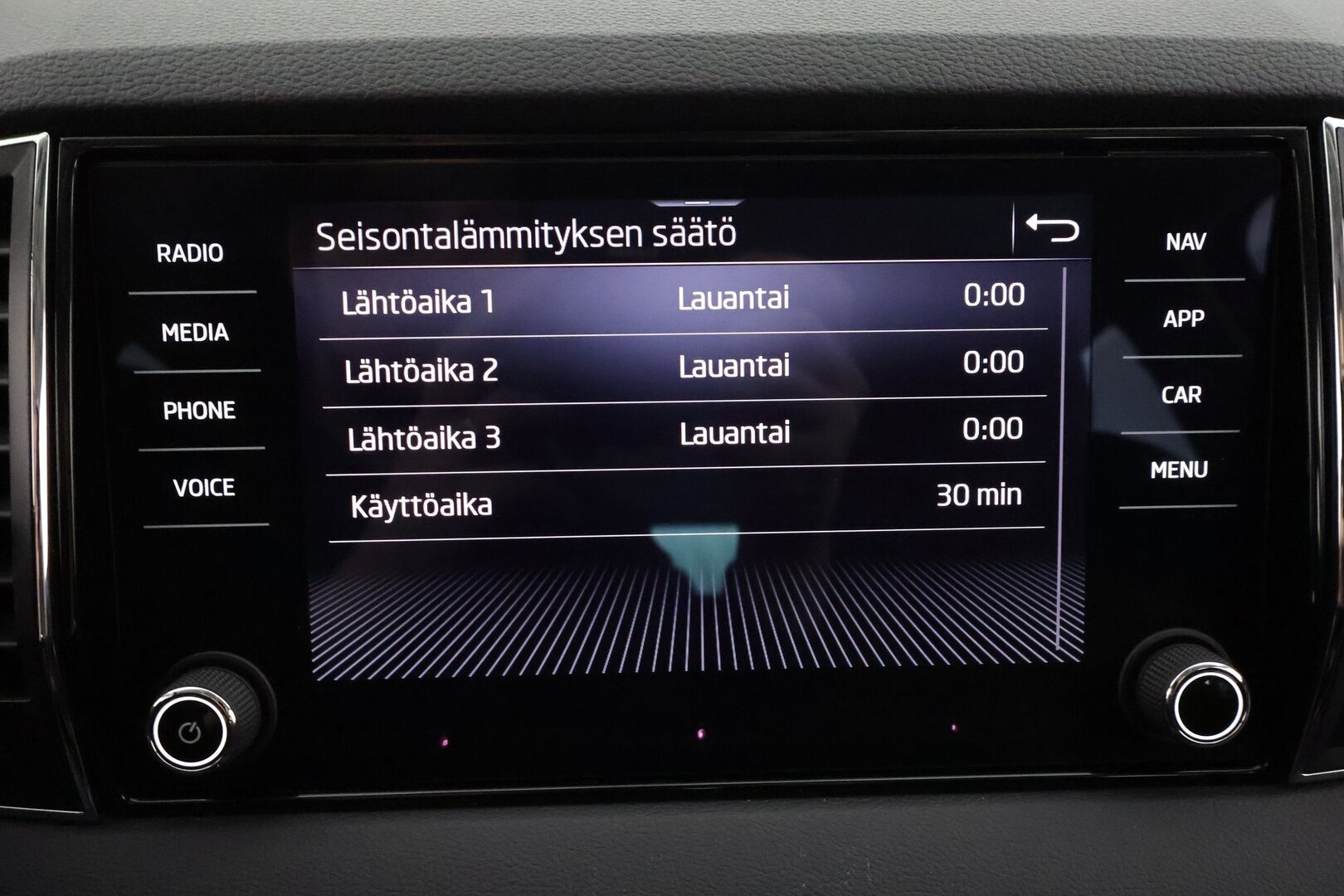 Skoda Karoq 2023 2.0 TDI 150 4x4 Ambition DSG Autom. * Vakkari / Koukku / LED / P.tutka / Webasto / KeylessGo * - Suomi-auto / Kahdet renkaat aluvanteilla - HULLU BLACKWEEK KORKOTARJOUS 2,49%